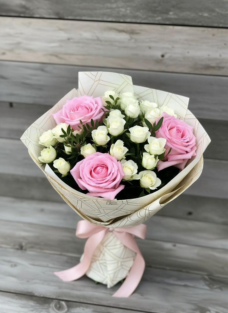 Букет цветов из: Розы в Жуковской