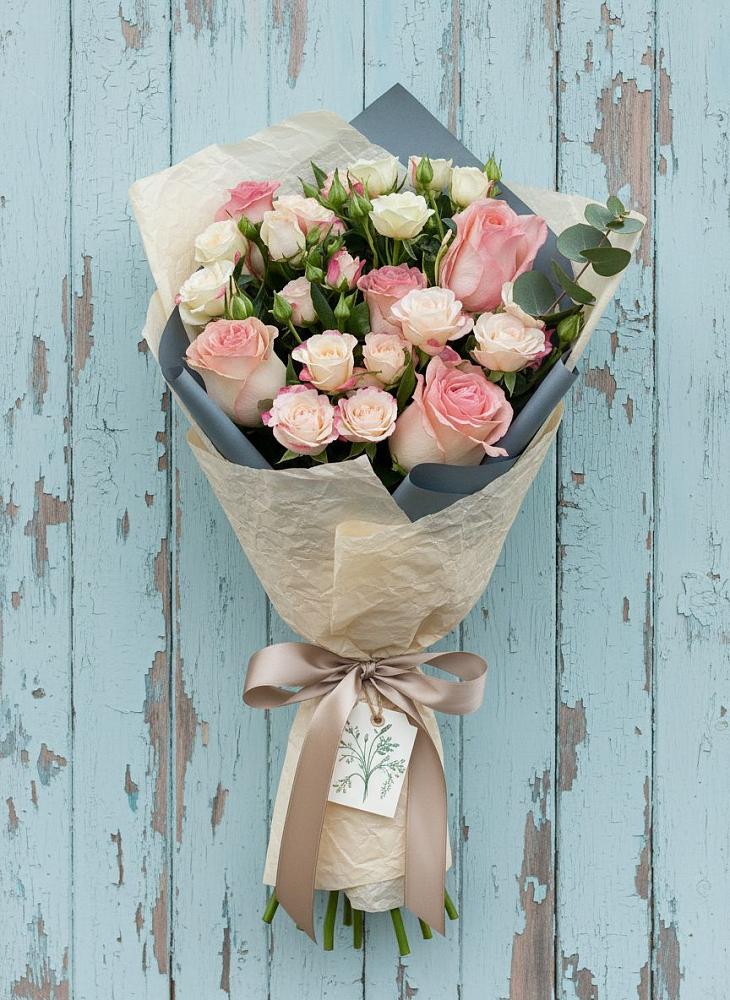 Букет цветов из: Розы в Жуковской