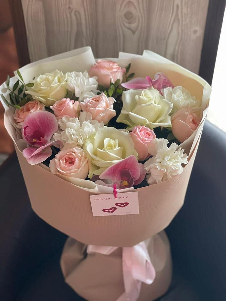 Букет цветов из: Орхидеи, Розы и Гвоздики в Жуковской