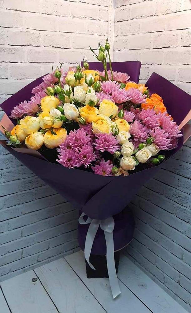 Букет цветов из: Хризантемы и Розы в Жуковской