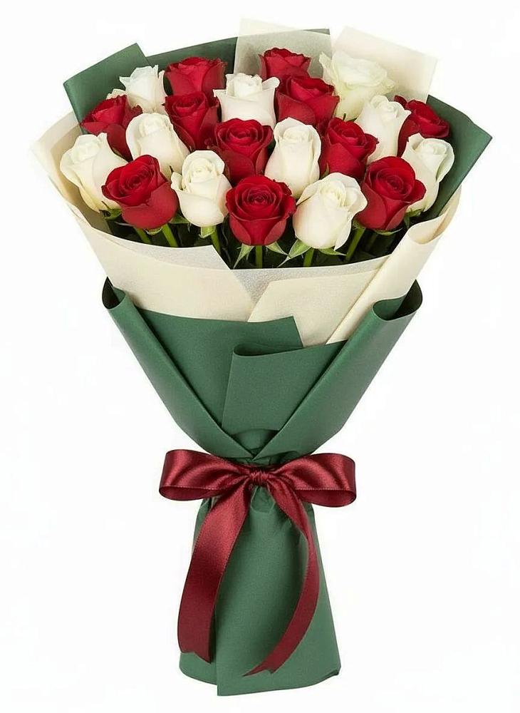 Букет Микс из красных и белых роз в Жуковской