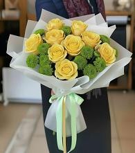 Букет цветов из:  Хризантемы и Розы в Жуковской