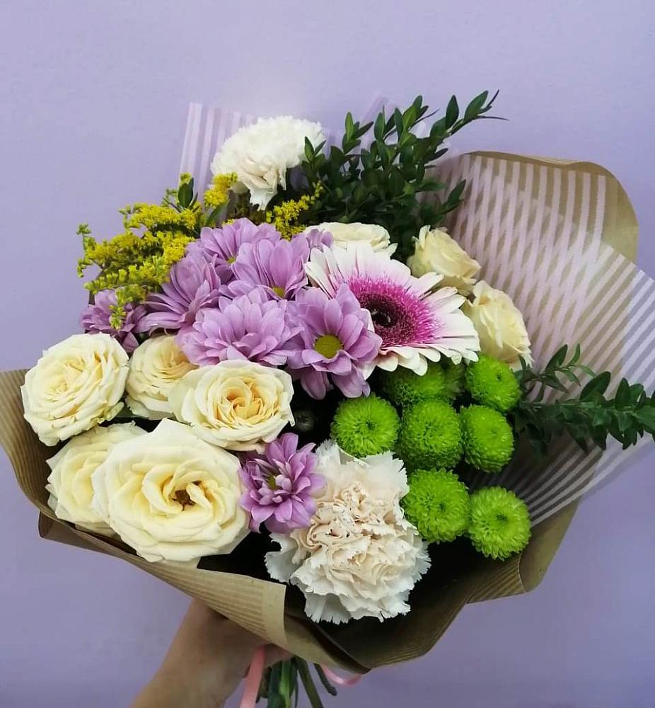 Букет цветов из: Хризантемы, Розы, Гвоздики и Герберы в Жуковской