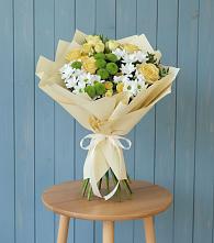 Букет цветов из:  Хризантемы и Розы в Жуковской