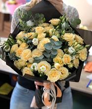 Букет цветов из:  Розы и Лизиантусы #REPLACE_PRED# Жуковской